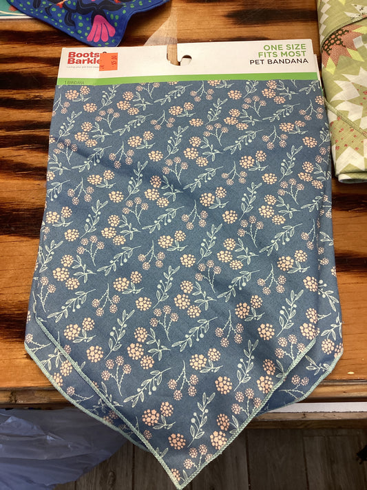 ones size fits most pet bandana