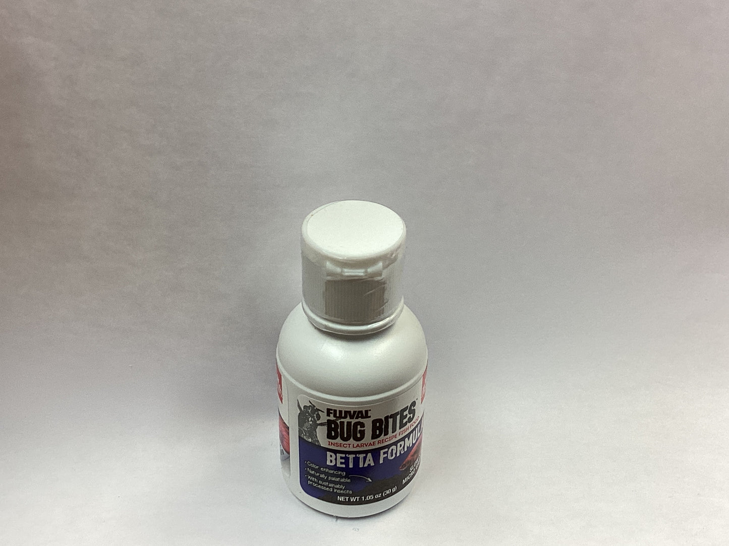 FUVAL Bug Bites- insectario larvae recibe Fish food